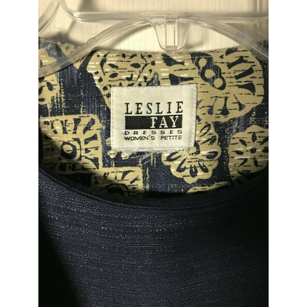 Leslie Fay Women's Petite Navy and Beige 2 Piece Dress and Jacket Set - Picture 2 of 4